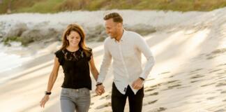 Paar am Strand, Traum vom Wohlstand