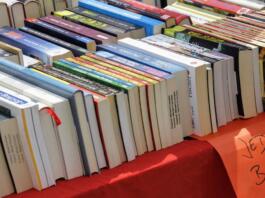 Bücherflohmarkt Symbolbild