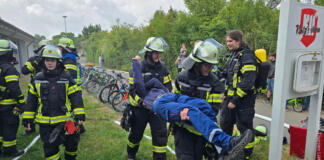 Übung der Feuerwehr Mainz-Drais | Foto: BYC-News | Thorsten Lüttringhaus