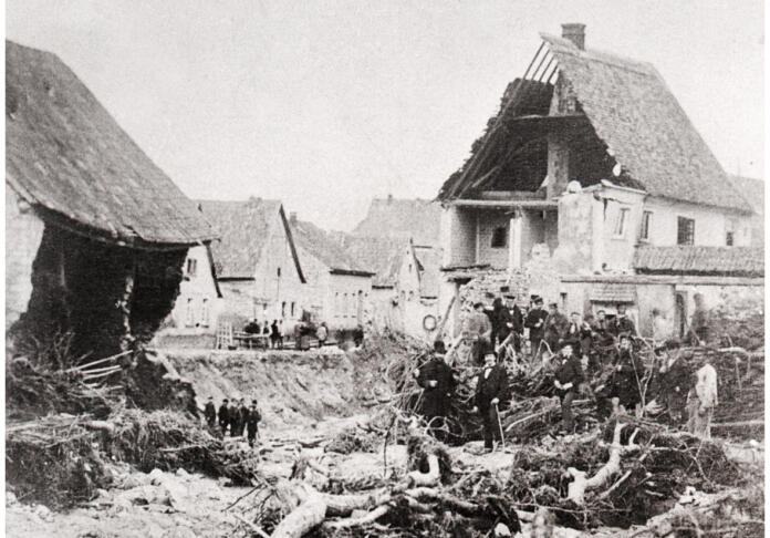 „Verwüstungen in Heidesheim im April 1876“, © Fotoarchiv Peter Weiland