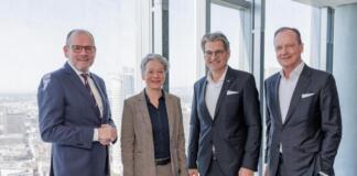 Frau Dr. Hartwig, Dezernentin Kultur und Wissenschaft, Stadt Frankfurt Herr Christian Schmid, Vorstandsmitglied Helaba Herr Dr. Ingo Wiedemeier, Vorsitzender des Vorstands der Frankfurter Sparkasse Herr Dr. Arne Weick, Frankfurter Sparkasse