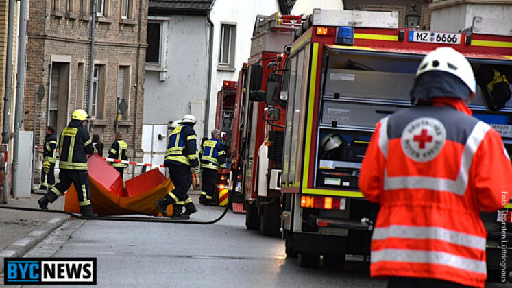Explosion in Undenheim | Foto: Thorsten Lüttringhaus | BYC-News