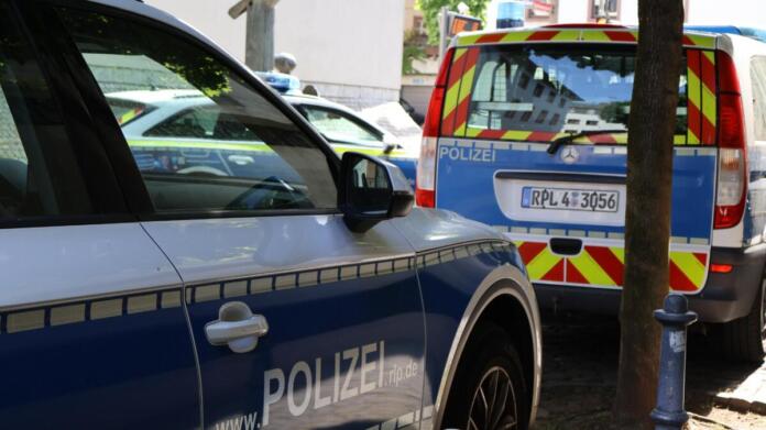Einsatzfahrzeuge der Polizei Rheinland-Pfalz Einsatzfahrzeuge der Polizei Rheinland-Pfalz