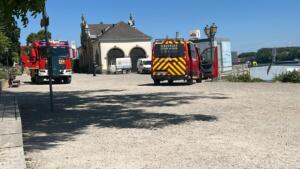 Mercedes fängt auf a643 bei mainz-mombach feuer