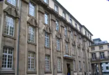 Prozess am Mainzer Landgericht: Angeklagter sticht Ex-Ehemann nieder