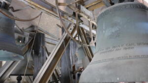 Vg rüdesheim: fahrzeugbrand und vollsperrung auf der b41