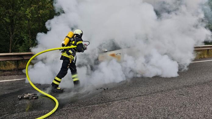 Fahrzeugbrand B41