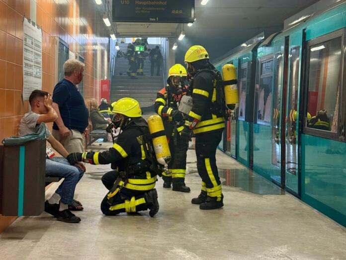 Operative Übung auf dem Feuerwehrgelände © Feuerwehr Frankfurt