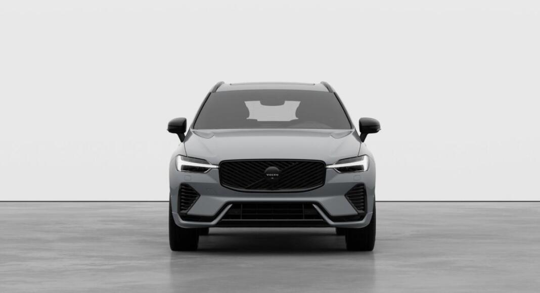 Volvo XC60 Plug-in-Hybrid Ultra Black Edition Signature