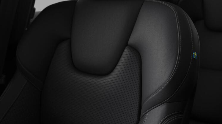 Volvo XC60 Plug-in-Hybrid Ultra Black Edition Signature