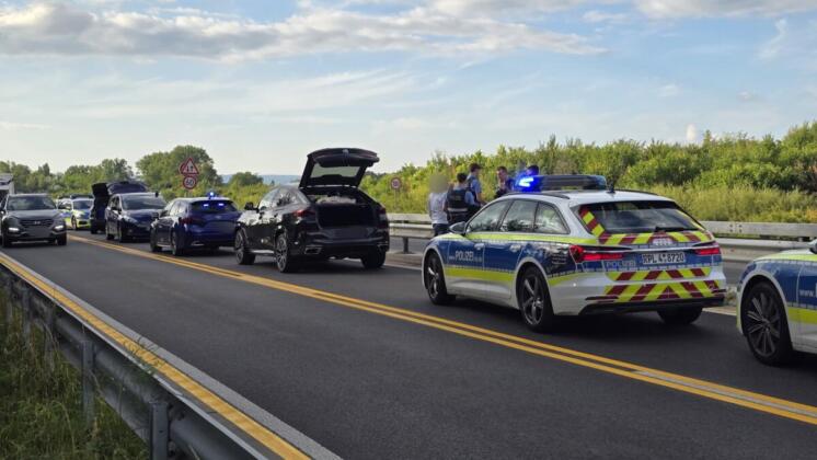 Einsatz auf der B9 bei Bodenheim