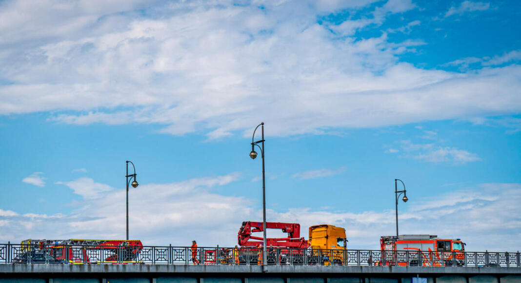 Theodor-Heuss Brücke, Feuerwehr