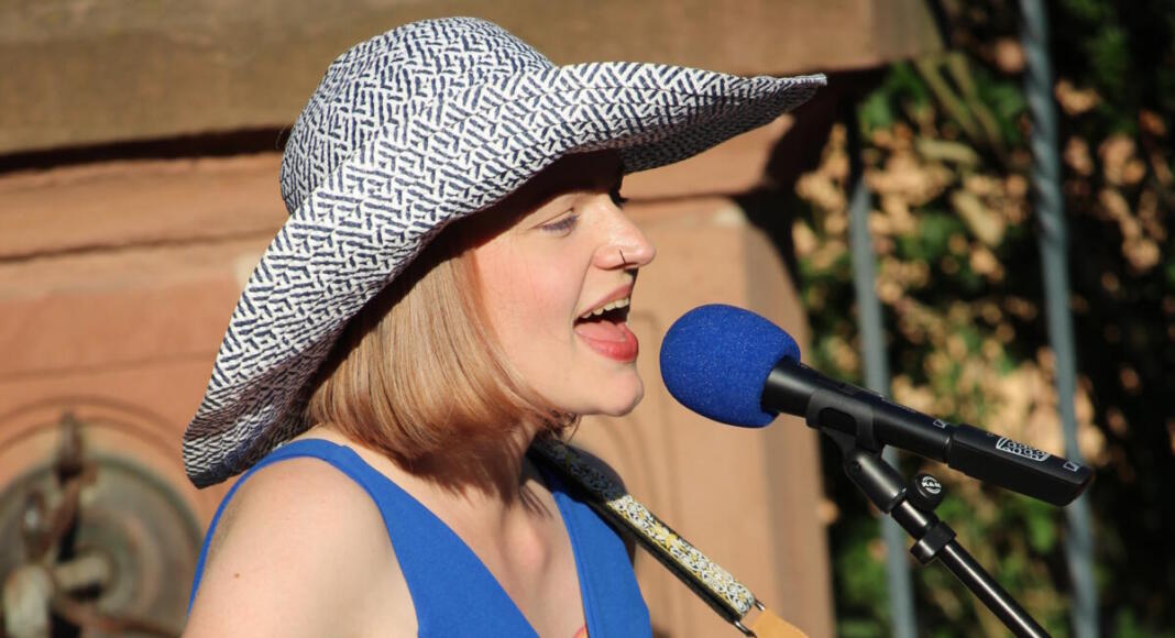 Marktplatzkonzert Oppenheim, Anna Philoan