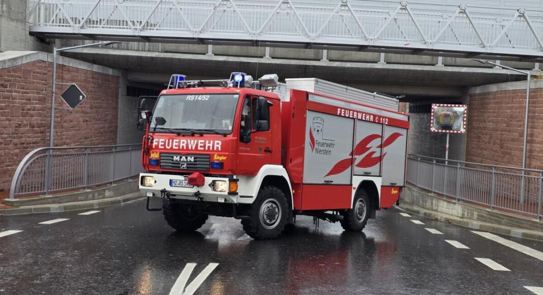 Überschwemmung und Sperrung in Nierstein