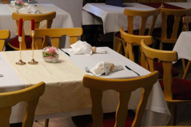 Restaurant bei Alen & Kristina in Wackernheim |