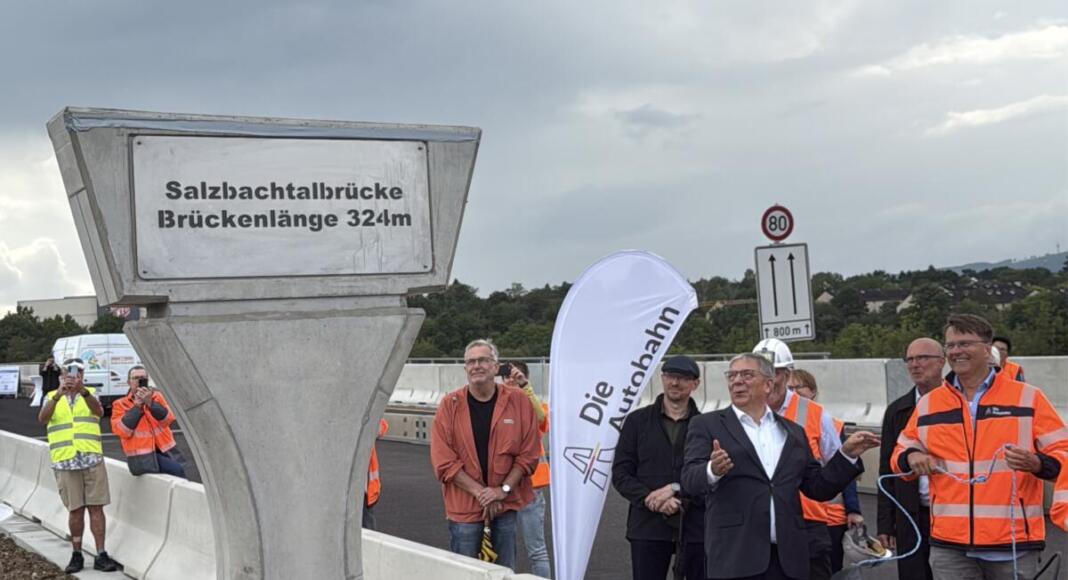 Salzbachtalbrücke neu