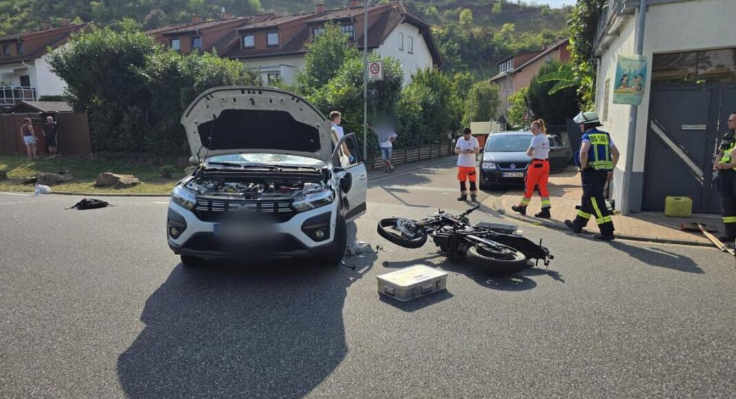 Schwerer Unfall in Nackenheim | Foto: Thorsten Lüttringhaus