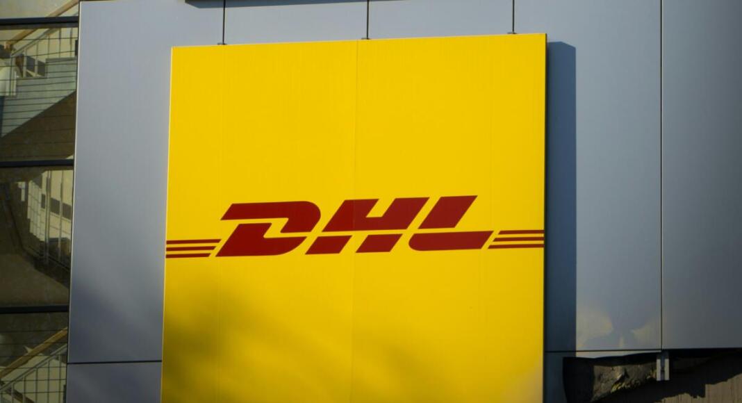 DHL