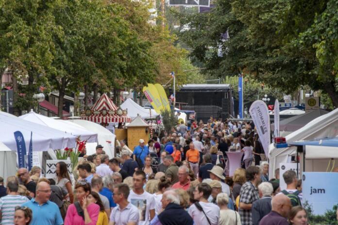 Taunusstraßenfest in Wiesbaden