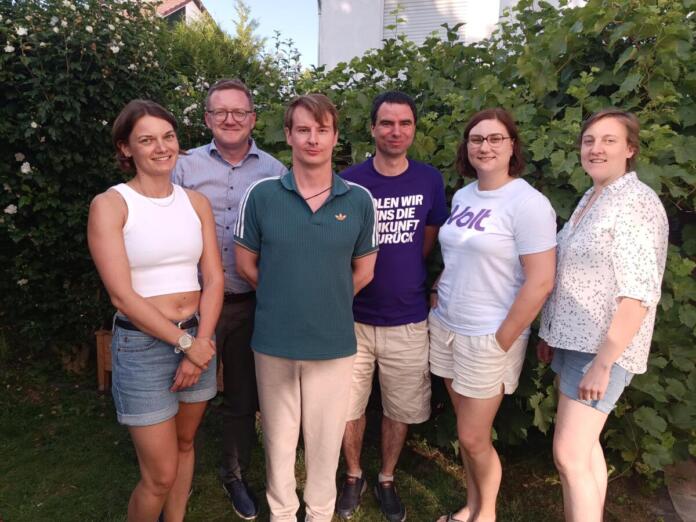 V.l.n.r.: Verena Sekinger, Thomas Schwiertz, Philipp Leisner, Stefan Franke, Fabienne Bayer, Franziska Bär Foto: Simon Modery V.l.n.r.: Verena Sekinger, Thomas Schwiertz, Philipp Leisner, Stefan Franke, Fabienne Bayer, Franziska Bär Foto: Simon Modery