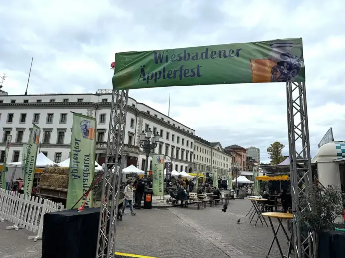 Wiesbadener Äpplerfest