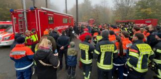 Insgesamt beteiligten sich 17 Jugendfeuerwehren mit rund 100 Jugendlichen und 62 Helferinnen und Helfern | Quelle: Stadt Wiesbaden