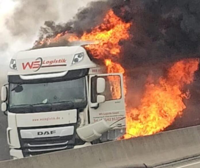 Fahrzeugbrand auf der A3