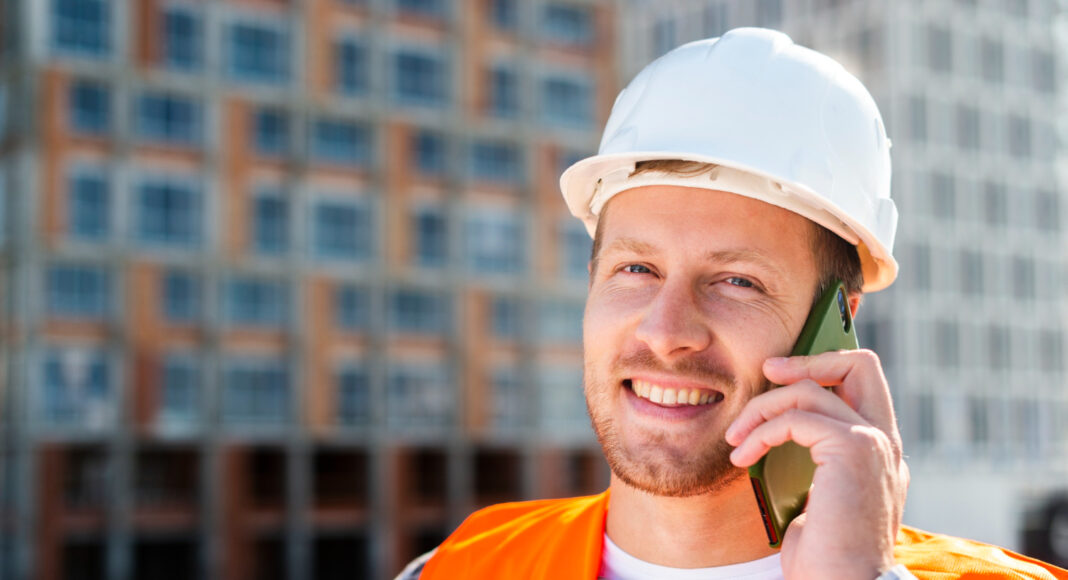 Bauarbeiter, Telefonat, Baustelle