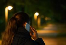 Stadt führt das Heimwegtelefon ein – Unsicherheit vor allem bei Frauen verbreitet