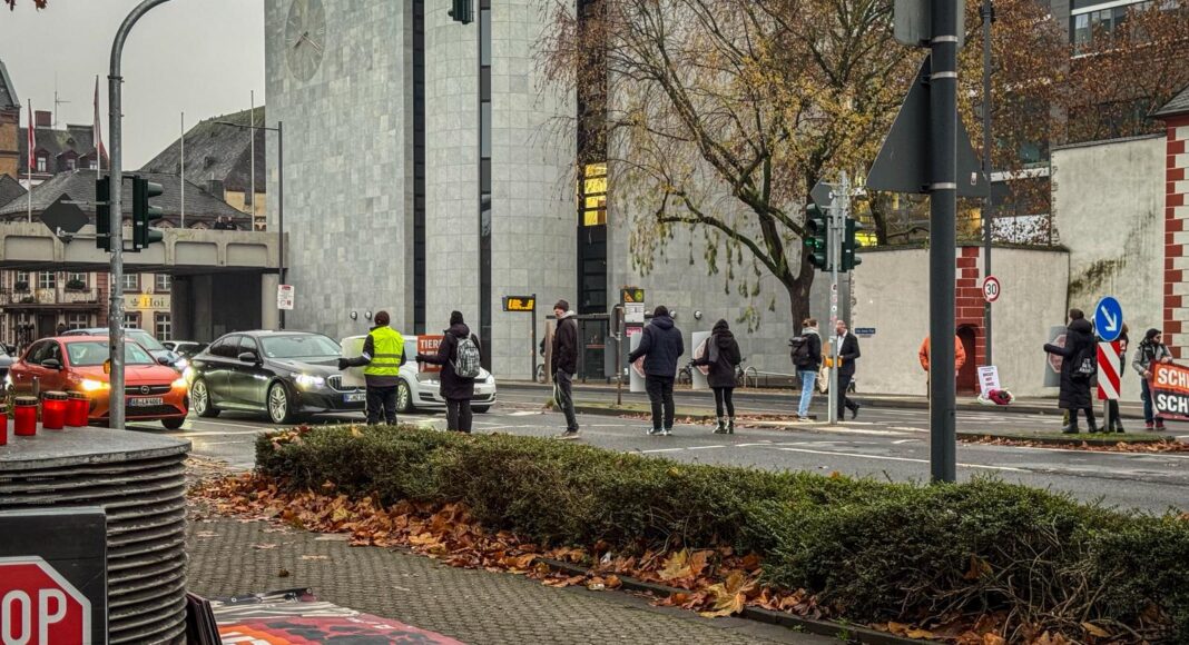 Protest auf der Rheinstraße Mainz | Foto: BYC-News