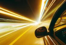 A66: Fahrzeuge mit türkischen Flaggen liefern sich illegales Rennen