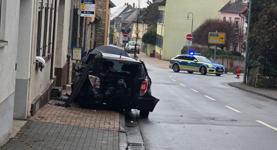 Unfall in Ingelheim | Foto: BYC-News | Thorsten Lüttringhaus