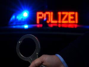 Brutaler angriff mit axt und schlagstock in wiesbaden Brutaler angriff mit axt und schlagstock in wiesbaden