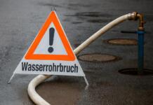 Vollsperrung nach Wasserrohrbruch in Hochheim