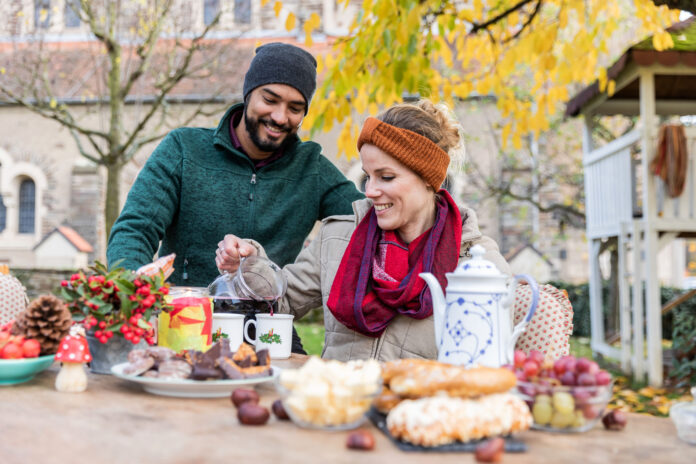 herbstliches Picknick im Park