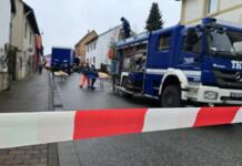 Einsatz von feuerwehr und thw in der gaustraße in mommenheim Einsatz in der gaustraße in mommenheim