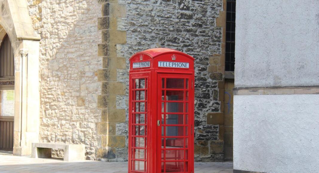 Telefonzelle, England
