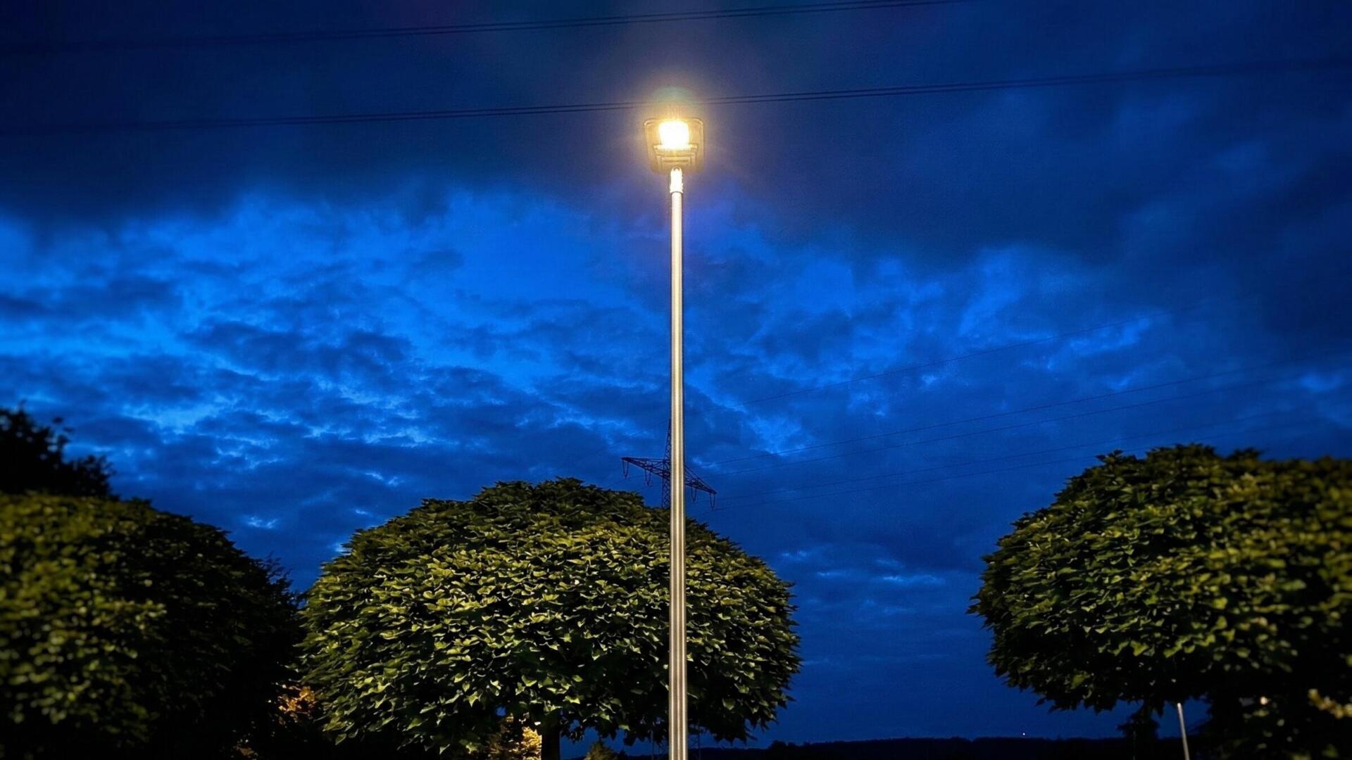 LED Laterne Straßenbeleuchtung in Klein-Winternheim