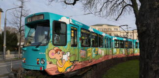 VGF präsentiert die neue Lisa-Bahn Frankfurt