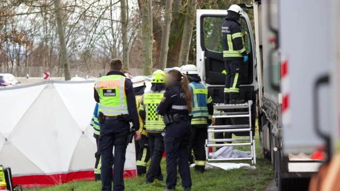 LKW-Fahrer stirbt am Rastplatz Heidesheim | Foto: BYC-News
