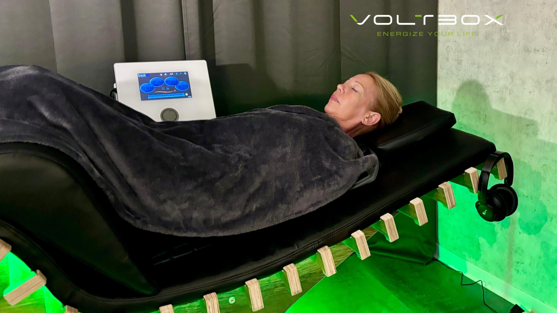 Abnehmen und rücken stärken in mainz mit ems-training Voltbox