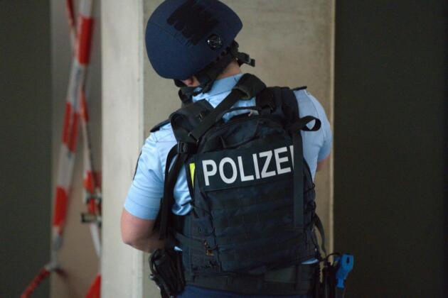 Polizeikräfte proben den ernstfall bei großübung am flughafen frankfurt