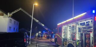 Feuer in Mainz-Ebersheim | Foto: BYC-News | Thorsten Lüttringhaus