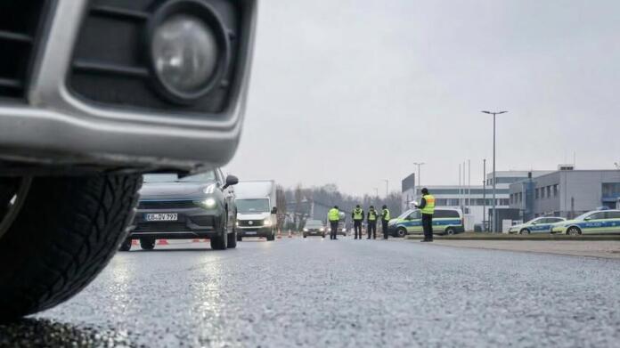 Kontrolle auf der A61 bei Armsheim