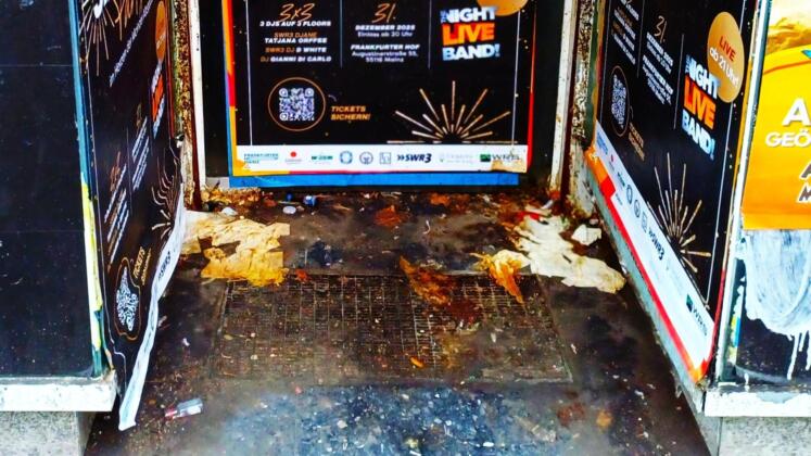 Mainz kann mehr: warum dieser schandfleck nicht länger tragbar ist Mängel in der großen bleiche - verkoteter, urinierter eingang