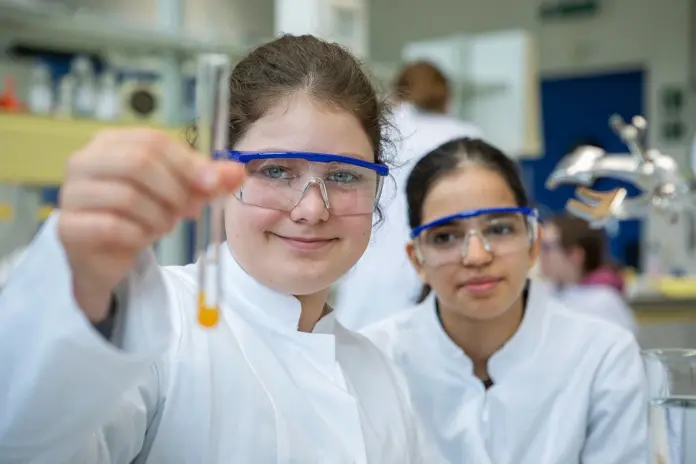 TH Bingen Kostenlose Mini-Workshops für Kinder in den Osterferien