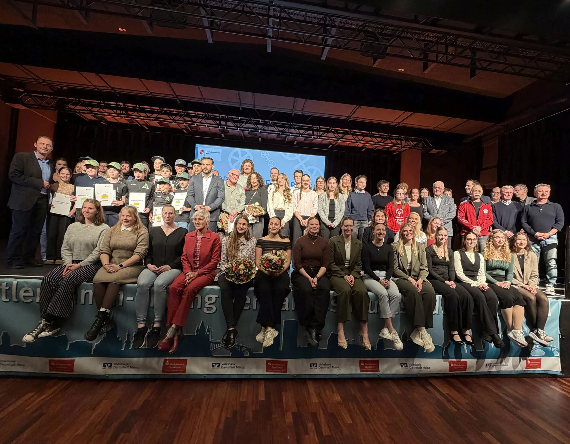 Botschafter der Stadt: Landeshauptstadt Mainz ehrt verdiente Bürgerinnen und Bürger