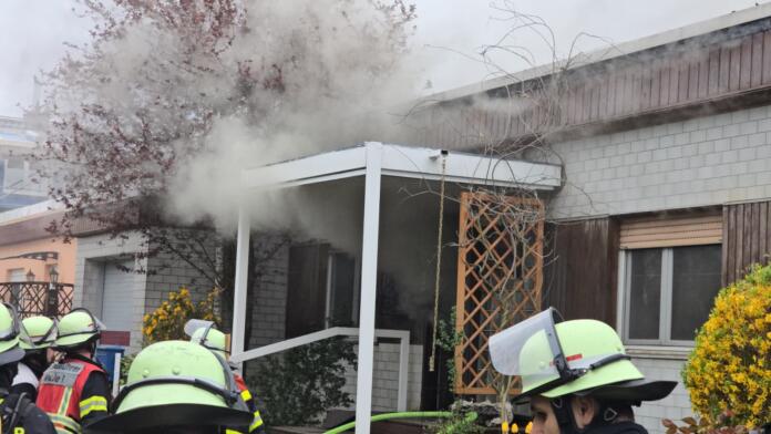 Feuerwehreinsatz in der Kurmainzstraße | Foto: BYC-News | Thorsten Lüttringhaus