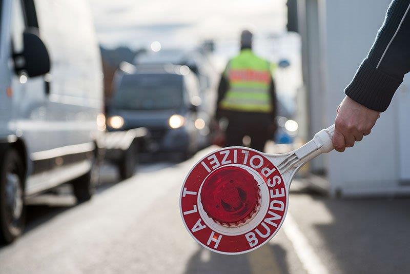 Grenzkontrolle Bundespolizei Freilassing ermittelt nach 13 Fahndungstreffern Grenzkontrolle Bundespolizei Freilassing ermittelt nach 13 Fahndungstreffern