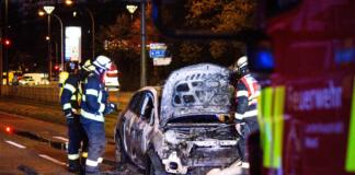 Fahrzeugbrand in der Pariser Straße: Verkehrschaos in Mainz